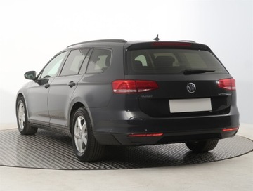 Volkswagen Passat B8 Variant 2.0 TDI 150KM 2015 VW Passat 2.0 TDI, 1. Właściciel, VAT 23%, Navi, zdjęcie 3