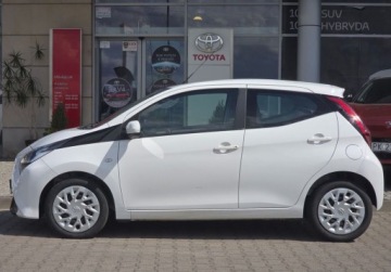 Toyota Aygo II Hatchback 3d Facelifting 1.0 VVT-i 72KM 2021 Toyota Aygo Toyota Aygo 1.0 VVT-i X-play Fv23 Kinto Leasing 72KM, zdjęcie 2