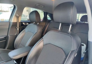 Kia Ceed III Hatchback Facelifting  1.5 T-GDI 160KM 2022 Kia Ceed 2022 1.5T-GDI 160KM 48V Business Line 100.426km Salon PL Bezwyp 1, zdjęcie 10