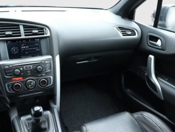 DS 4 I Hatchback (Citroen) 1.6 HDi 112KM 2011 Citroen DS4 1.6 HDi, Navi, Xenon, Klima, zdjęcie 7