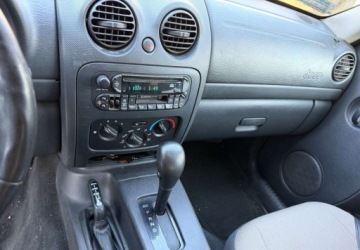 Jeep Cherokee III 2003 Jeep Cherokee Jeep Cherokee 2.8L CRD Limited 2.8 Diesel 150KM, zdjęcie 7