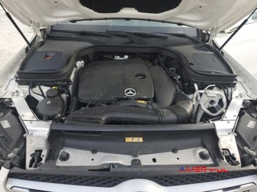 Mercedes GLC C253 2021 Mercedes-Benz GLC 2021 r. ,2,0L 300 4MATIC 2.0 Benzyna 255KM, zdjęcie 11