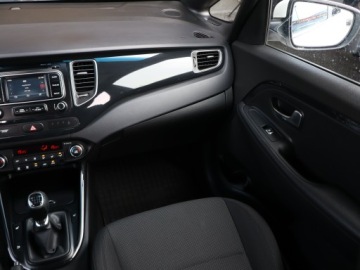 Kia Carens IV Minivan 1.7 VGT CRDI 136KM 2015 Kia Carens 1.7 CRDi, Salon Polska, Serwis ASO, zdjęcie 7