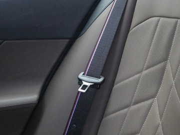 BMW Seria 5 G90-91 2025 BMW Seria 5 540d xDrive Sport Sedan 3.0 (303KM) 2025, zdjęcie 16