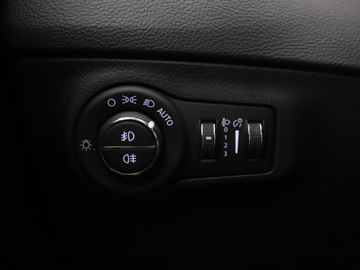 Jeep Compass II SUV 2.0 MJD 170KM 2018 Jeep Compass 2.0d Automat 4WD Limited Panorama, zdjęcie 33