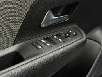 Opel Mokka II SUV 1.2 Turbo 100KM 2023 Opel Mokka Wirtualny kokpit/ Kamera/ Ledy/ FV 23%, zdjęcie 24