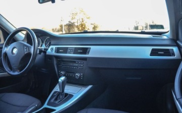 BMW Seria 3 E90-91-92-93 Touring E91 2.0 320d 163KM 2009 BMW Seria 3 2,0D (163KM) Automat Lift Bezwypadkowy 2.0 Diesel 163KM, zdjęcie 9