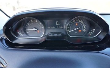 Peugeot 208 I Hatchback 5d Facelifting 1.2 PureTech 82KM 2017 Peugeot 208 Bezwypadkowy Serwisowany 1-Wlasciciel Navi Panorama Alu Grz.Fo, zdjęcie 32