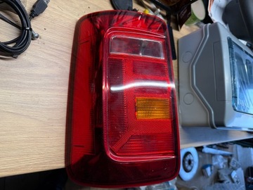 SVĚTLA ZADNÍ VW CADDY 2K5 2K1.945.095.G | 2K1.945.096.R