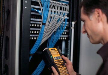 Виниловая лента ORIGINAL DYMO IND Rhino 19 мм x 5,5 м желтая / черная