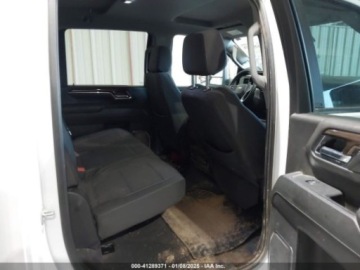 Chevrolet Silverado II 2024 Chevrolet Silverado 2024r., 4x4, 6.6L 6.6 Benzyna 401KM, zdjęcie 9