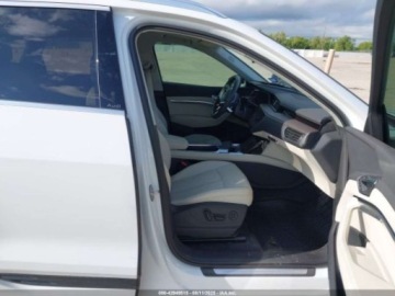 Audi Q8 2024 Audi Q8 e-tron Premium Plus Quattro 2024 Elektryczny 402KM, zdjęcie 9