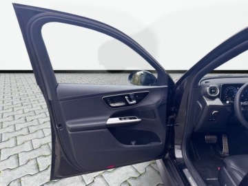 Mercedes GLC C254/X254 Coupe 2.0 200 204KM 2025 Mercedes-Benz GLC GLC 200 4MATIC AMG Premium DIGITAL LIGHT Kamera 360, zdjęcie 9