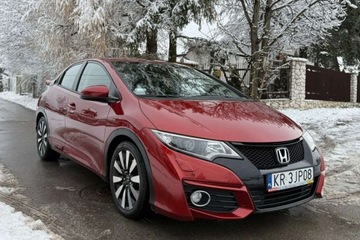 Honda Civic IX Hatchback 5d 1.8 i-VTEC 142KM 2015 Honda Civic Honda Civic 1.8 Elegance 1.8 Benzyna 142KM, zdjęcie 1