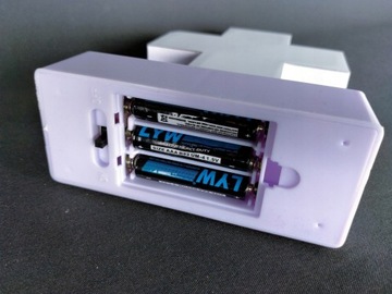 WKŁAD LED DO ZNICZY NA BATERIE KRZYŻ EFEKT 3D ZNICZ 19 CM NA GRÓB
