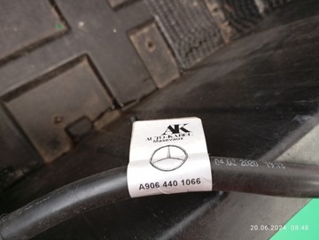 КОРПУС АККУМУЛЯТОРНОЙ БАТАРЕИ С КЛЕММОЙ MERCEDES SPRINTER 907 A9076102500