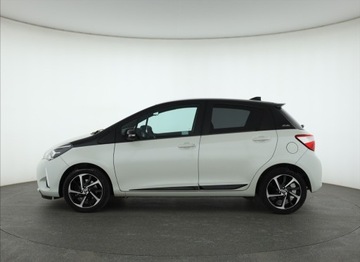 Toyota Yaris III Hatchback 5d Facelifting 2017 1.5 Dual VVT-iE 111KM 2019 Toyota Yaris 1.5 Dual VVT-i, Salon Polska, zdjęcie 2