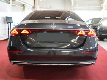 Mercedes Klasa E W214 Sedan 2.0 220d 197KM 2025 E Klasa 220 d Avantgarde 2.0 (197KM) 2025, zdjęcie 3
