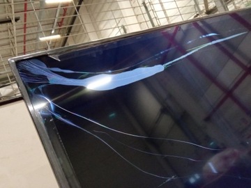 Телевизор THOMSON 65UG6400 - повреждения