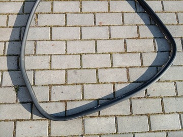 ПРОКЛАДКА ДВЕРИ КУЗОВА ПРАВАЯ ЗАДНЯЯ VOLVO V60 И ЗАДНЯЯ ПРАВАЯ