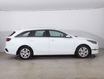 Kia Ceed III Kombi Facelifting 1.5 T-GDI 160KM 2023 Kia Ceed 1.5 T-GDI, Salon Polska, 1. Właściciel, zdjęcie 5