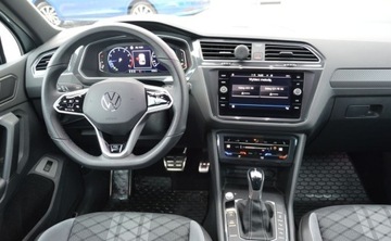 Volkswagen Tiguan II SUV Facelifting 1.5 TSI 150KM 2023 Volkswagen Tiguan 1.5TSI 150KM Matrix R-Line Kamera ACC Salon Polska Serwi, zdjęcie 17