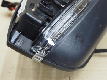 Зеркало правое Skoda Karoq 11 pin Европа