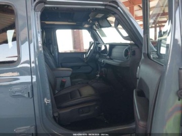 Jeep Wrangler IV 2024 Jeep Wrangler 4-Door Recon 2024 3.6l 3.6 Benzyna 285KM, zdjęcie 9