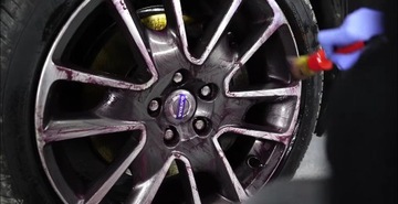 Для мытья колесных дисков CHEMOTION Iron Less для удаления летучей ржавчины 250 мл
