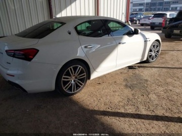Maserati Ghibli III 2022 Maserati Ghibli Modena 2022 3.0l 3.0 Benzyna 424KM, zdjęcie 11