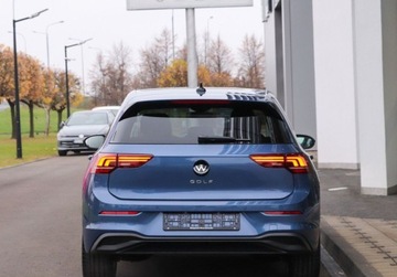 Volkswagen Golf VIII Hatchback Facelifting 1.5 TSI 116KM 2025 Volkswagen Golf Pakiet Zimowy, tapicerka ArtVelours, dostepny od reki, zdjęcie 4