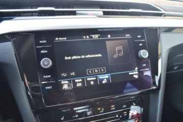 Volkswagen Arteon Fastback Facelifting 2.0 TSI 280KM 2021 Volkswagen Arteon SalonPL 280KM 4x4 DSG Pakiety podgrz.FoteleKier Kamera, zdjęcie 17