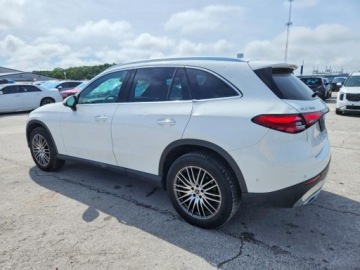 Mercedes GLC C254/X254 2024 Mercedes-Benz GLC 300 4matic 2024 2.0 Benzyna 255KM, zdjęcie 1