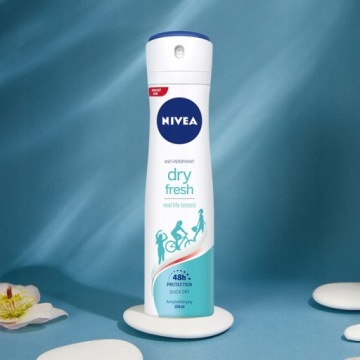 NIVEA DRY FRESH ANTYPERSPIRANT DLA KOBIET SPRAY 150 ML