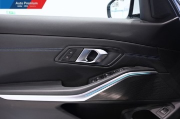 BMW Seria 3 G20-G21 Limuzyna 2.0 320d 190KM 2024 BMW Seria 3 xDriveFV23Adaptacyjne Reflektory LEDFotel SportowyM Kierownica, zdjęcie 11