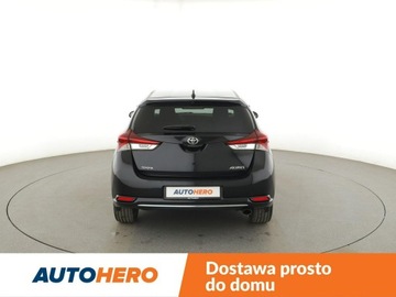 Toyota Auris II Hatchback 5d Facelifting 1.2 D-4T 116KM 2016 Toyota Auris Historia serwisowa Navi Klimatyzacja, zdjęcie 5