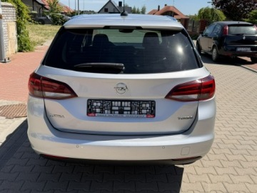 Opel Astra K 2017 Opel Astra K Dynamic 2017 1.4 Benzyna 150 KM, zdjęcie 4