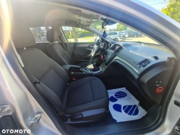 Opel Insignia I Sports Tourer 1.8 Twinport ECOTEC 140KM 2010 Opel Insignia 1.8 140PS Navi Elektryka Alu Gwarancja 1.8 Benzyna 140KM, zdjęcie 19