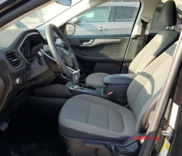 Ford Kuga III 2021 Ford Kuga 2021 r., 2,5L SE 2.5 Hybryda 200KM, zdjęcie 7