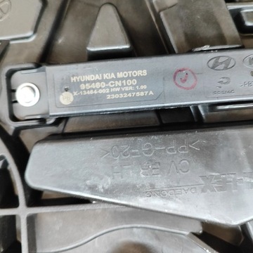 KIA EV6 2021 PŘEDNÍ STRANA LEVÝ ZVEDÁK OKNO DVEŘE Z MOTORKEM