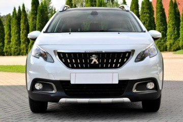 Peugeot 2008 I SUV Facelifting 1.2 PureTech 82KM 2017 Peugeot 2008 1,2 Benzyna Ledy Navi Skóra, zdjęcie 2
