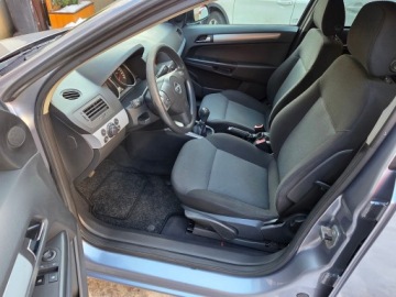 Opel Astra H Kombi 1.6 Twinport ECOTEC 105KM 2005 Opel Astra H 1,6 105 KM Klima Komputer Super Stan, zdjęcie 12