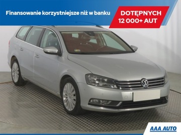 Volkswagen Passat B7 Variant 2.0 TDI CR DPF BlueMotion 140KM 2012 VW Passat 2.0 TDI, DSG, Skóra, Klima, Klimatronic