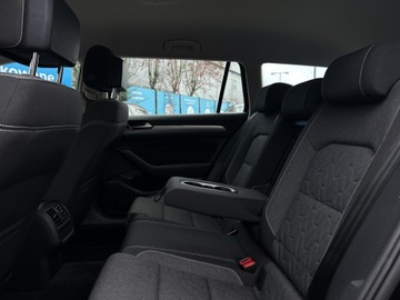 Volkswagen Passat B8 Variant Facelifting 1.5 TSI EVO 150KM 2023 Volkswagen Passat Kamera Cofania! APP! DSG! Tempom, zdjęcie 16