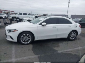 Mercedes Klasa A W177/V177 2019 Mercedes-Benz Klasa A 2019 MERCEDES-BENZ A 220 2.0 Benzyna 188KM, zdjęcie 12