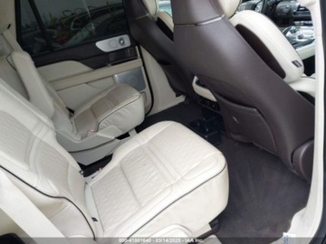 Lincoln Navigator III 2021 Lincoln Navigator Black Label 2021 3.5l 3.5 Benzyna 450KM, zdjęcie 12
