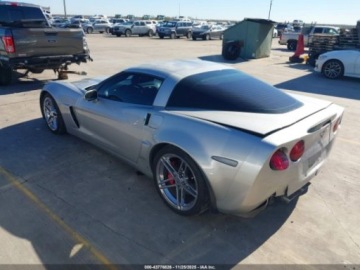 Chevrolet Corvette C6 2007 Chevrolet Corvette Z06 Hardtop 2007 7.0 Benzyna 505KM, zdjęcie 3
