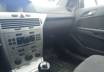 Opel Astra H Kombi 1.3 CDTI ecoFLEX 90KM 2010 Opel Astra Opel Astra III 1.3 CDTI, zdjęcie 9