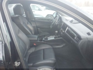 Porsche Macan 2024 Porsche Macan T, 2024r., 4x4, 2.0L 2.0 Benzyna 261KM, zdjęcie 8