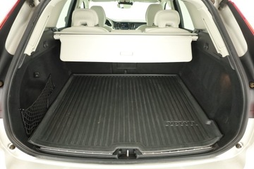 Volvo XC60 II Crossover D5 235KM 2020 Volvo XC60 D5 AWD, Salon Polska, 231 KM, 4X4, zdjęcie 10